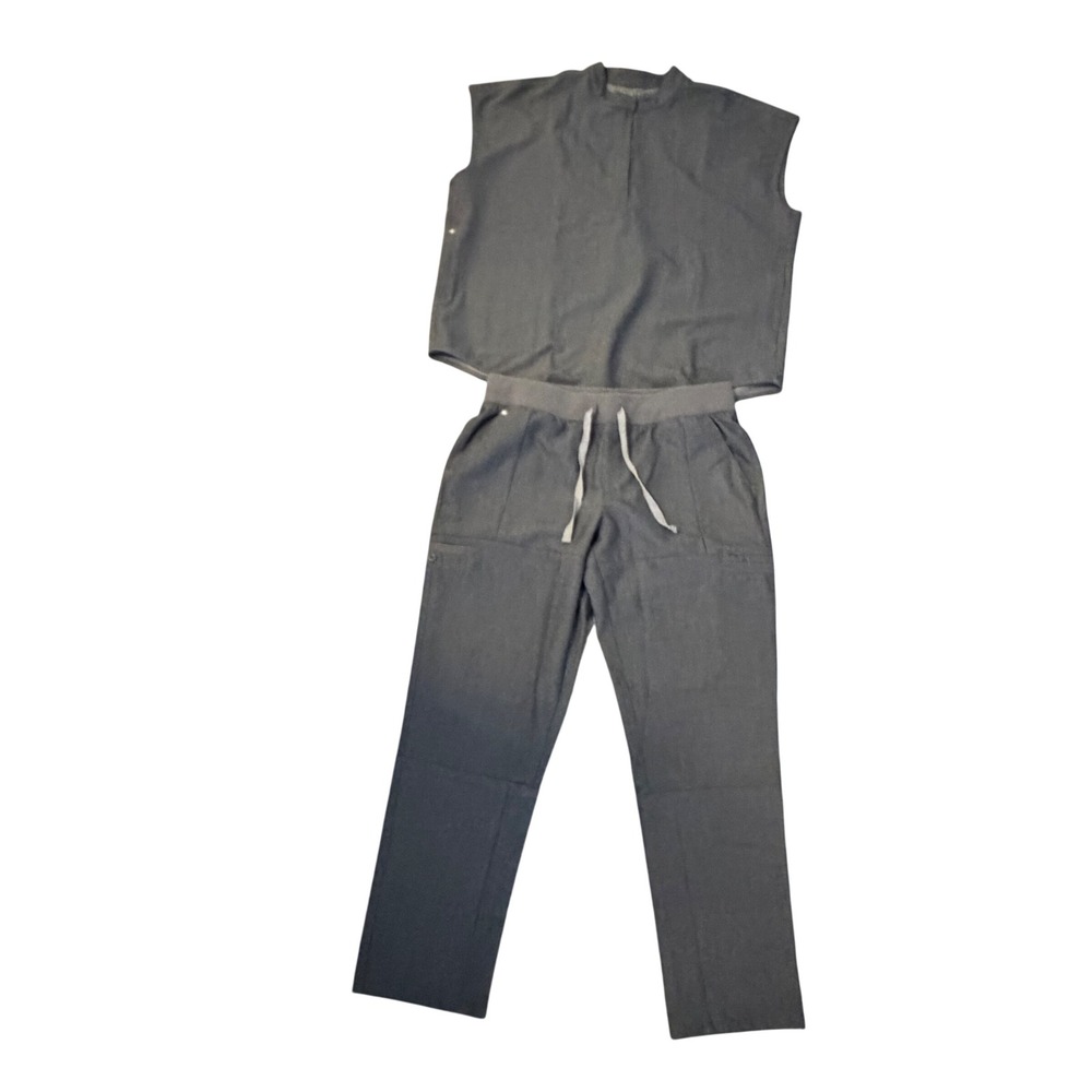 FIGS Technical Collection Scrub Set Graphite Rafaela Top Kade Cargo Pants sz M